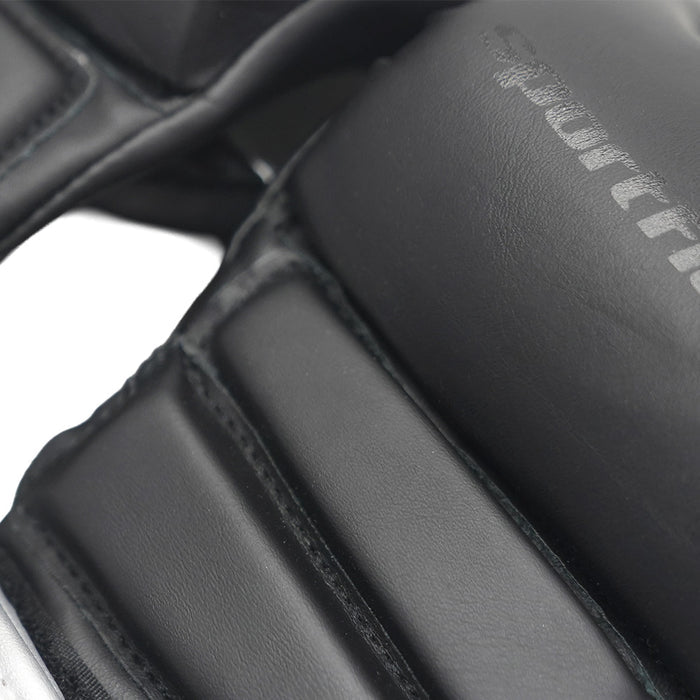 Guantes MMA 30z Medio Dedo Negro Plata