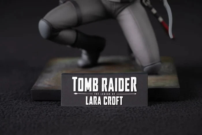 TOMB RAIDER - The legend of Lara Croft - Statuette 19cm